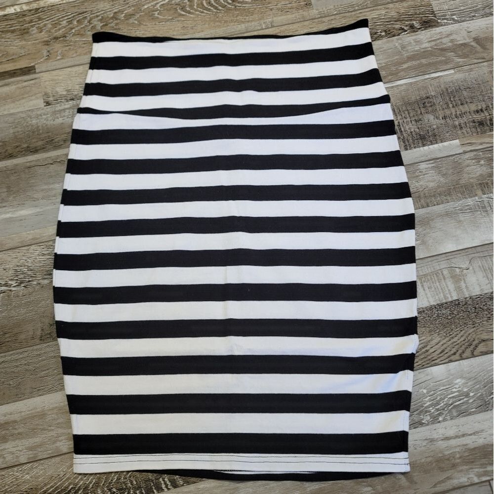 torrid Black and White Striped Ponte Pencil Skirt